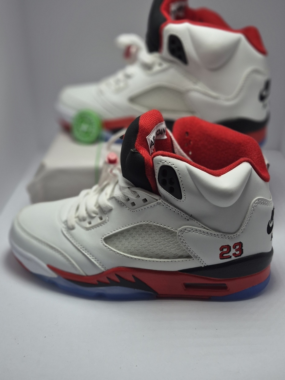 Air Jordan 5 Retro OG "Fire Red" Black Tongue 2025 (HQ7978-101) Size 6.5Y